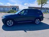 BMW X5 xDrive35i -7 Sitze,TV,M-Paket,Monitoren hinte - BMW X5 mit Benzin-Antrieb: Xdrive 35i
