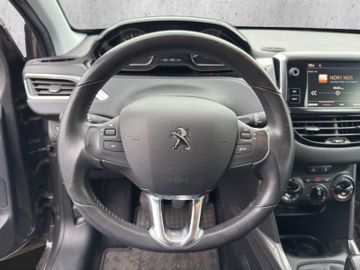 Peugeot 2008 PureTech 82 Active SHZ+PDC+AHK