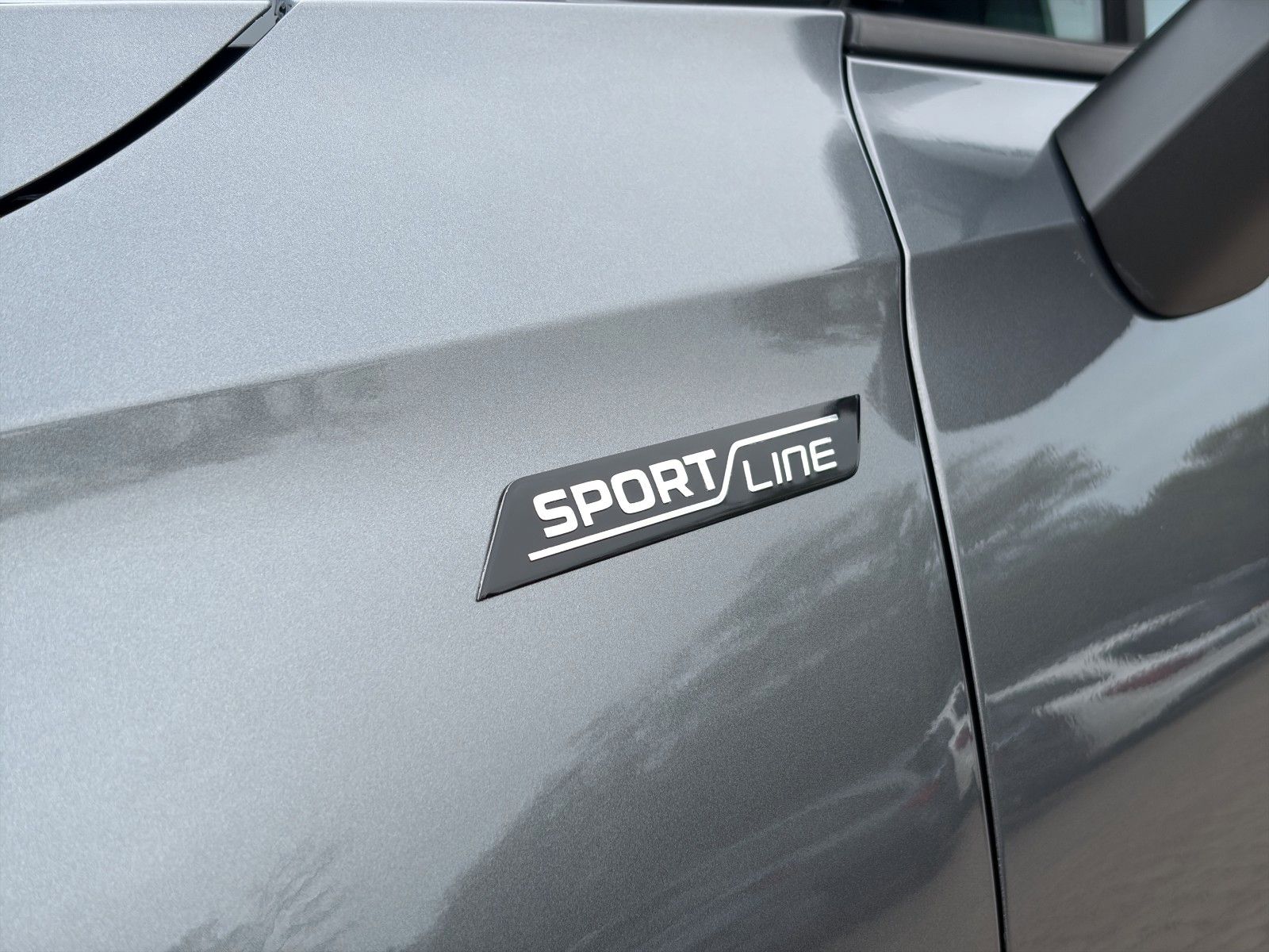 Fahrzeugabbildung SKODA Kodiaq 1.5 TSI Sportline*DSG*7-Sitzer*ViCo*SHZ*