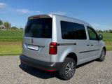 Volkswagen Caddy Kasten 4Motion 2.0TDI Klima Standheizung N - Volkswagen Caddy mit Diesel-Antrieb: Allradantrieb