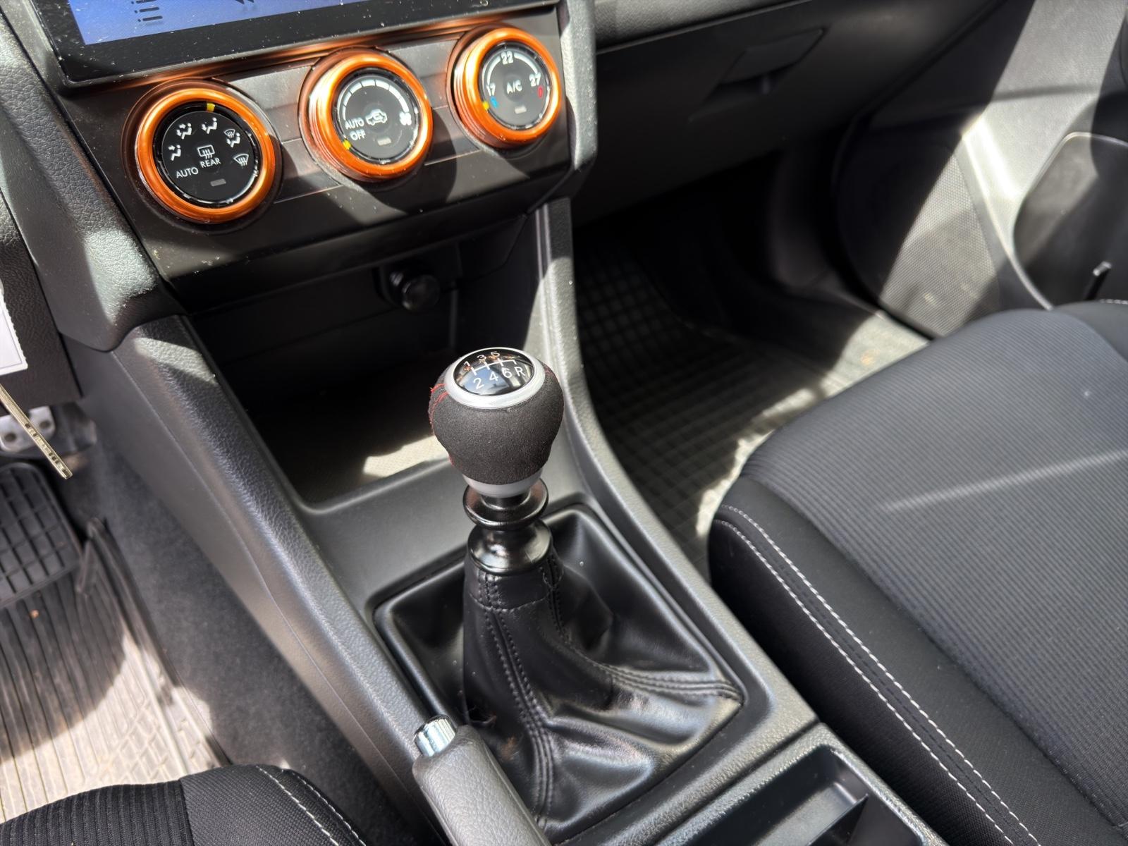 Subaru XV 2012 — photo 16