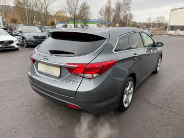 Hyundai i40 cw Family +LED+Navi+WR+SHZ+Autom+DAB