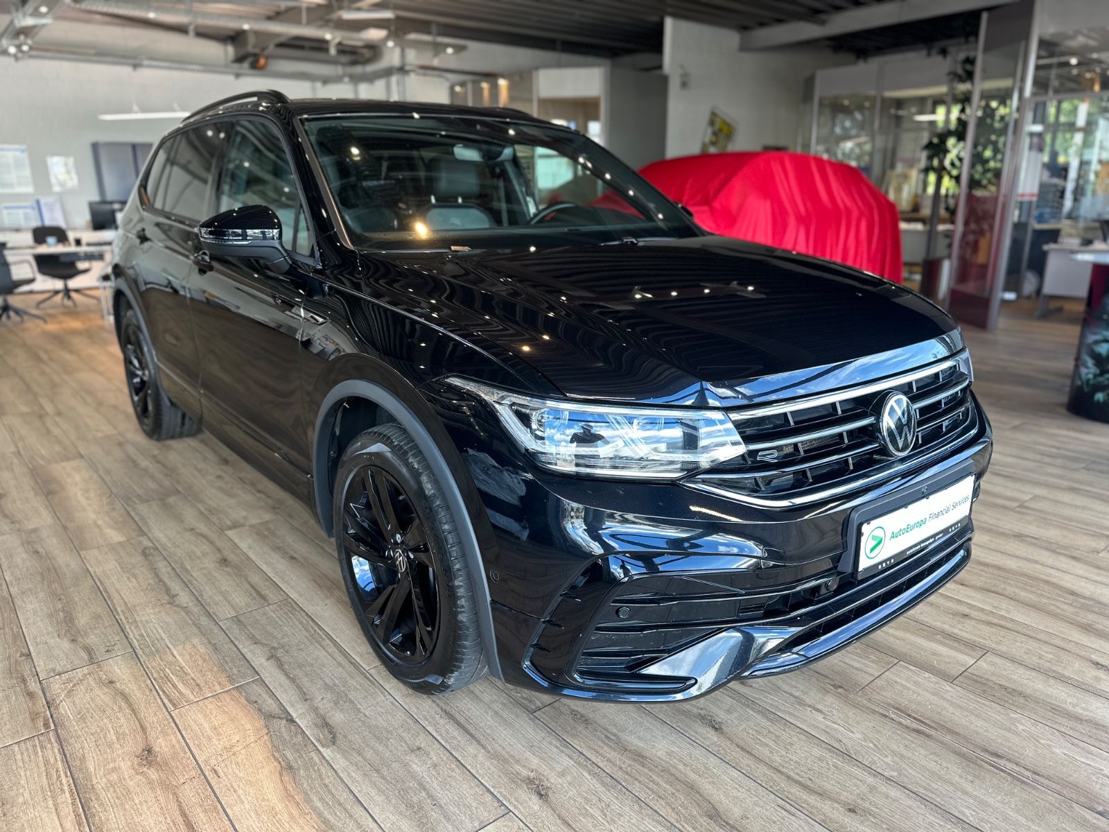 Volkswagen Tiguan Allspace R-LINE 4MOTION PANO KAMERA 7-Si
