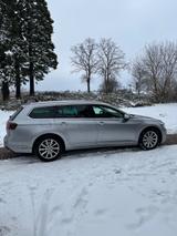 Volkswagen Passat 2.0 TDI SCR 140kW DSG Highline Varian... - VW Passat Gebrauchtwagen in Hannover