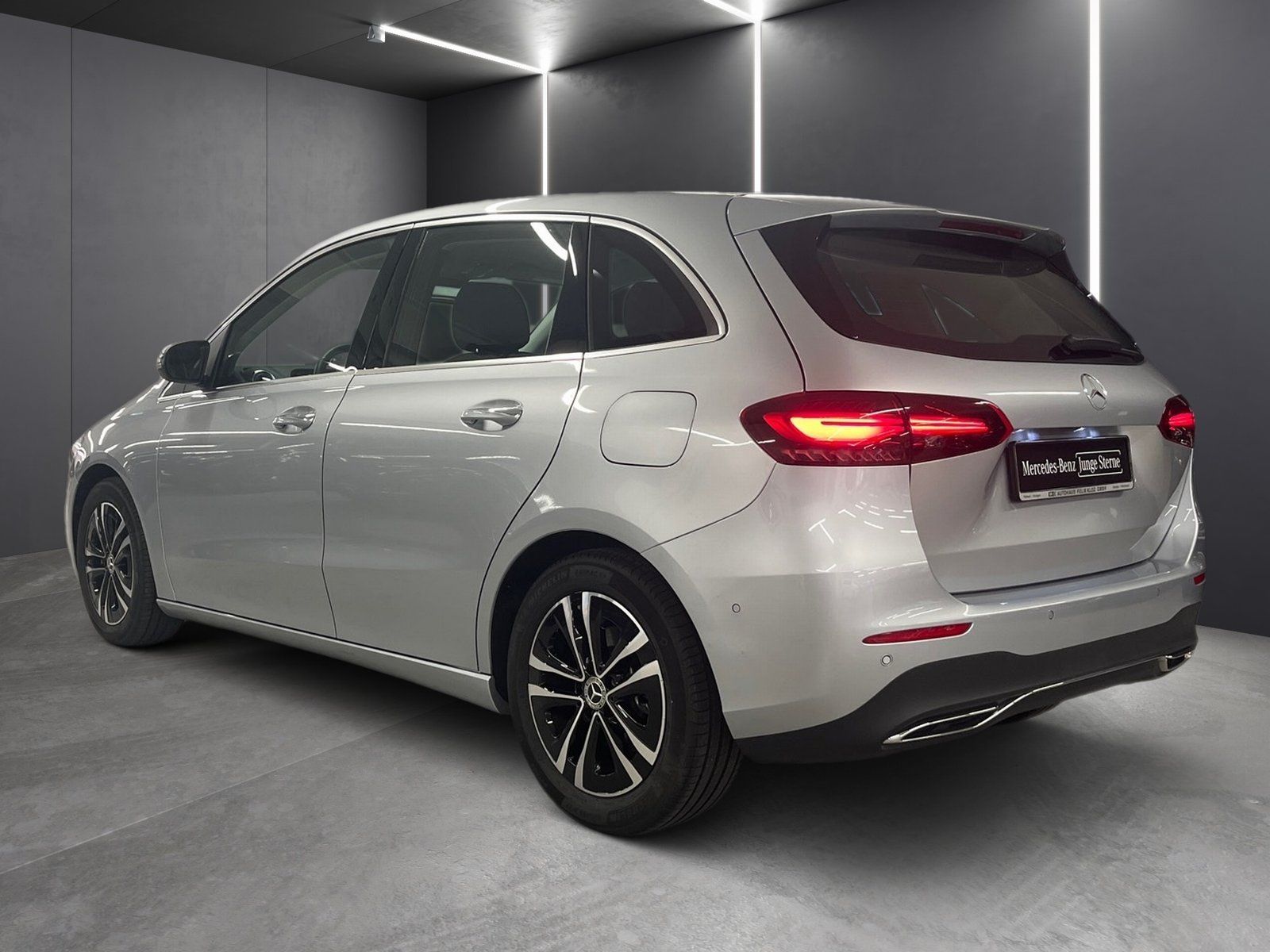 Fahrzeugabbildung Mercedes-Benz B 200 Preogressive*LED*Kamera*MBUX-High*CarPlay*