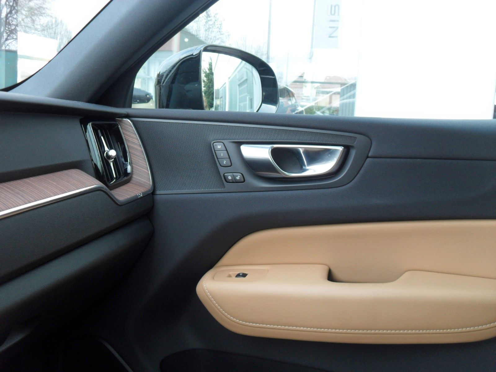 Fahrzeugabbildung Volvo XC 60 B4 Plus Bright | Sitzbelüftung | Panora.