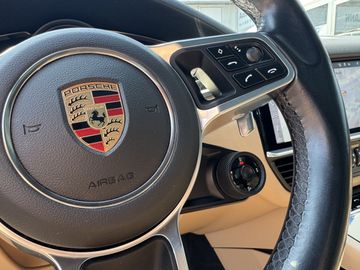 Porsche Cayenne - 5