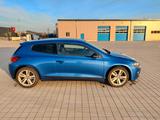 Volkswagen Scirocco 1.4 TSI Sportfahrwerk  - blaue Volkswagen Scirocco