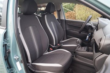 Hyundai i10 1.0 AUT.-NAVI-KLIMA-TEMPOMAT-KAMERA-PDC-