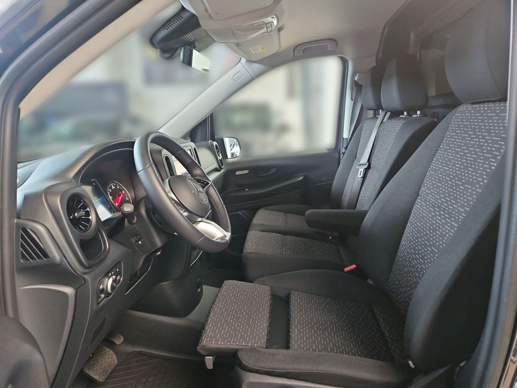 Fahrzeugabbildung Mercedes-Benz Vito 114 Kasten lang LED Flügeltüre 2,5t AHK