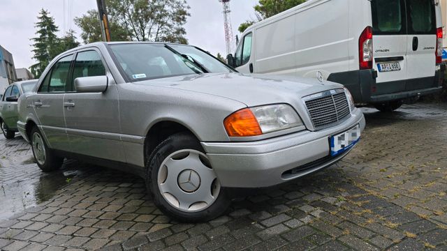 Mercedes-Benz C 180 ELEGANCE Automatik! Wenig km!Top Zustand!