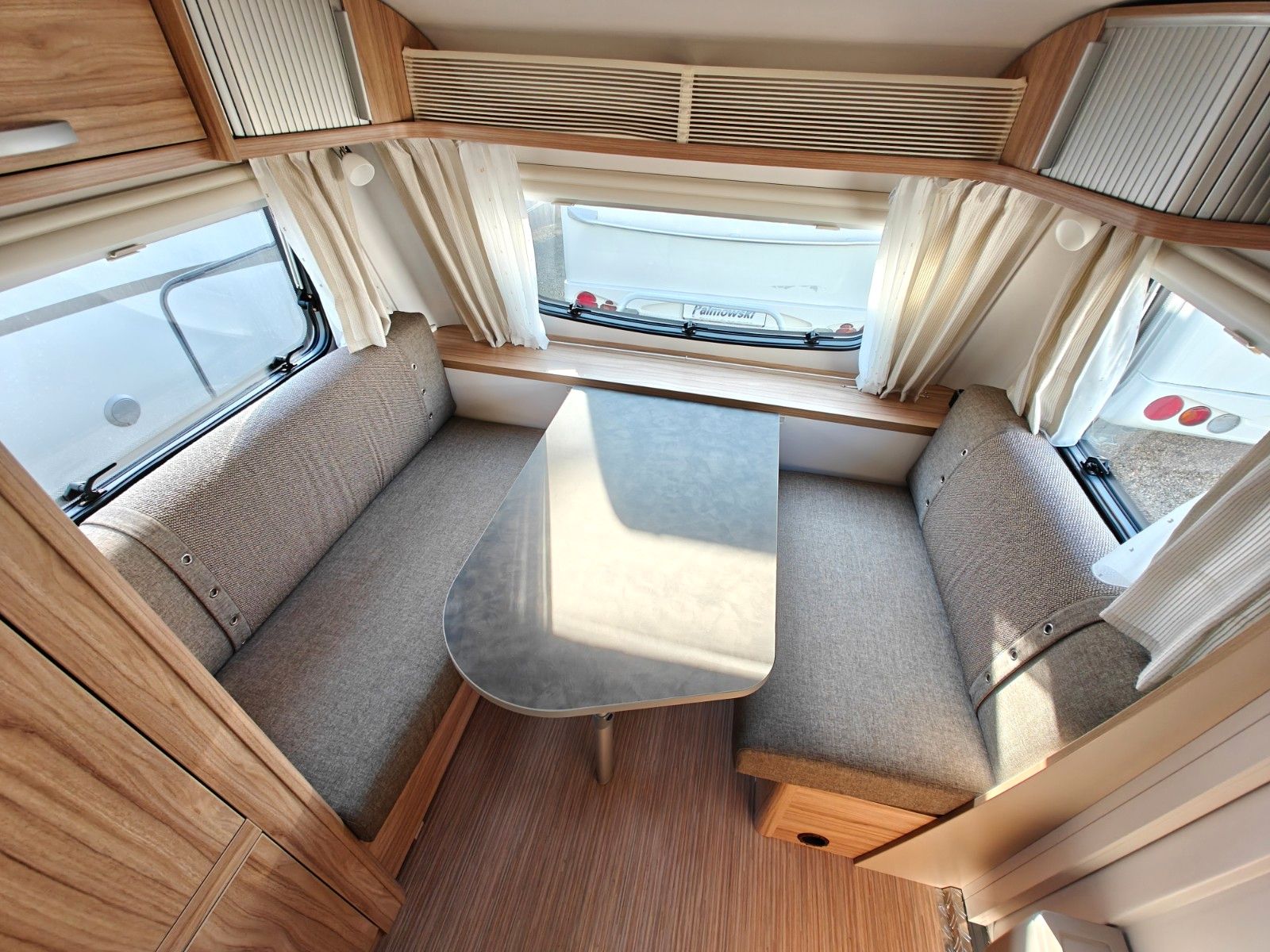 Fahrzeugabbildung HYMER / ERIBA / HYMERCAR Feeling 425 Schlafdach - SPRING SALE -