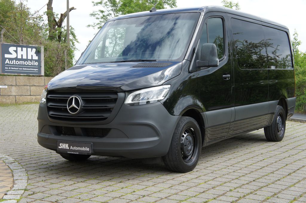 Image of Mercedes-Benz Sprinter