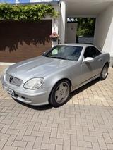 Mercedes-Benz SLK 320 -