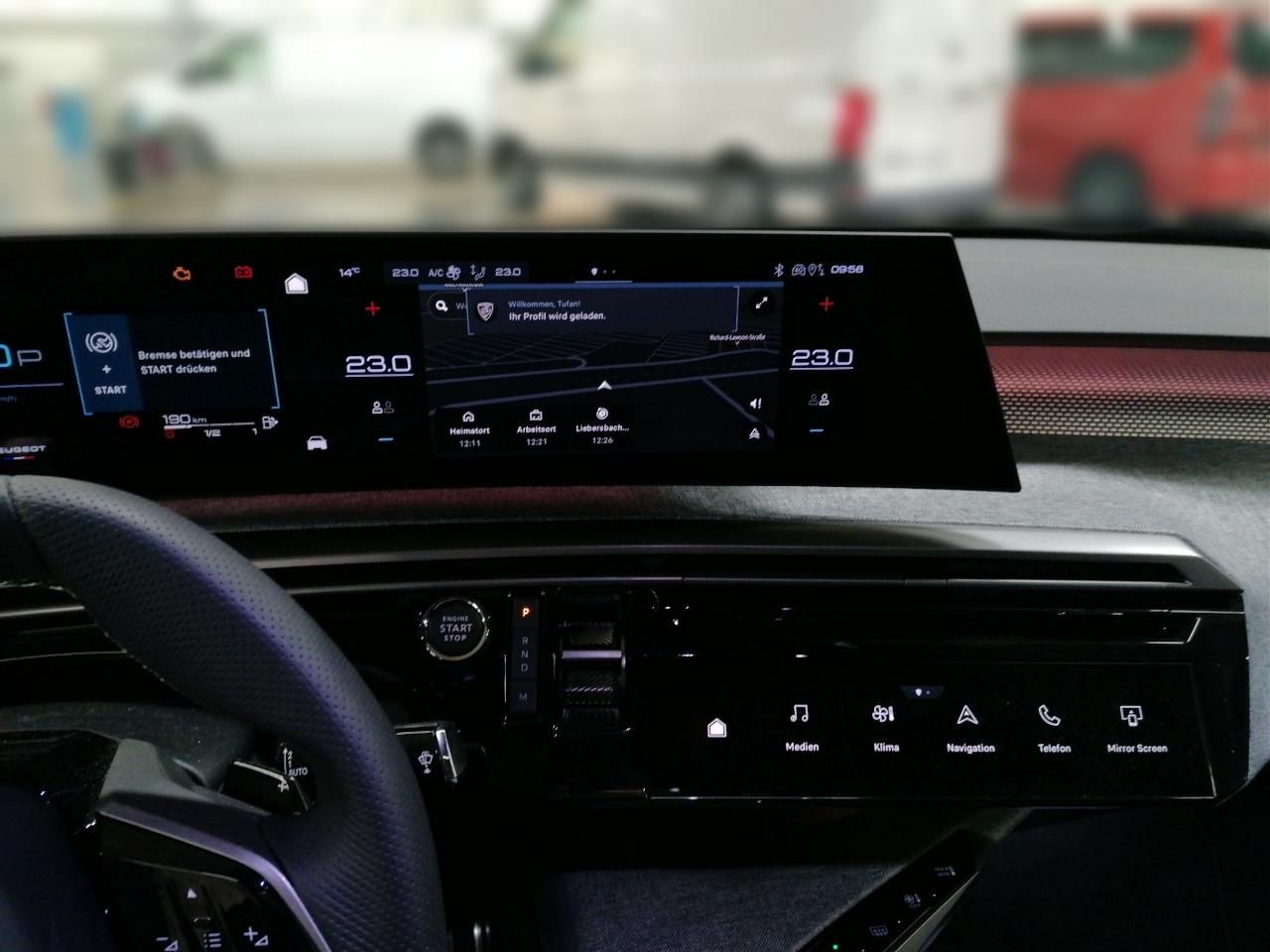 Fahrzeugabbildung Peugeot 3008 GT Hybrid e-DSC+Navi+MatrixLED+Elektr. Heck