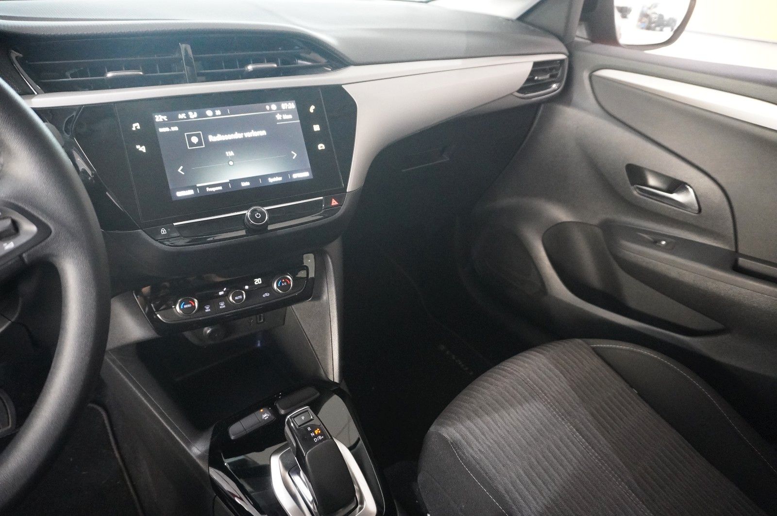 Fahrzeugabbildung Opel Corsa-e  EDITION 7,4kw/50kwh/Allwetter/SOH=91%