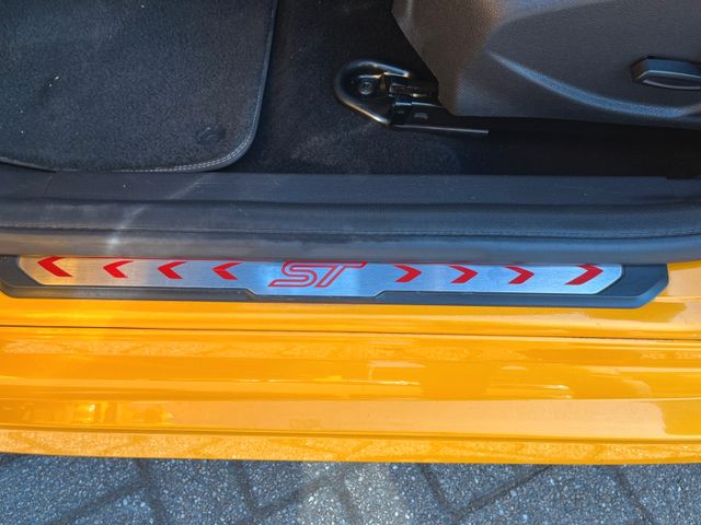 Ford Focus Lim. ST