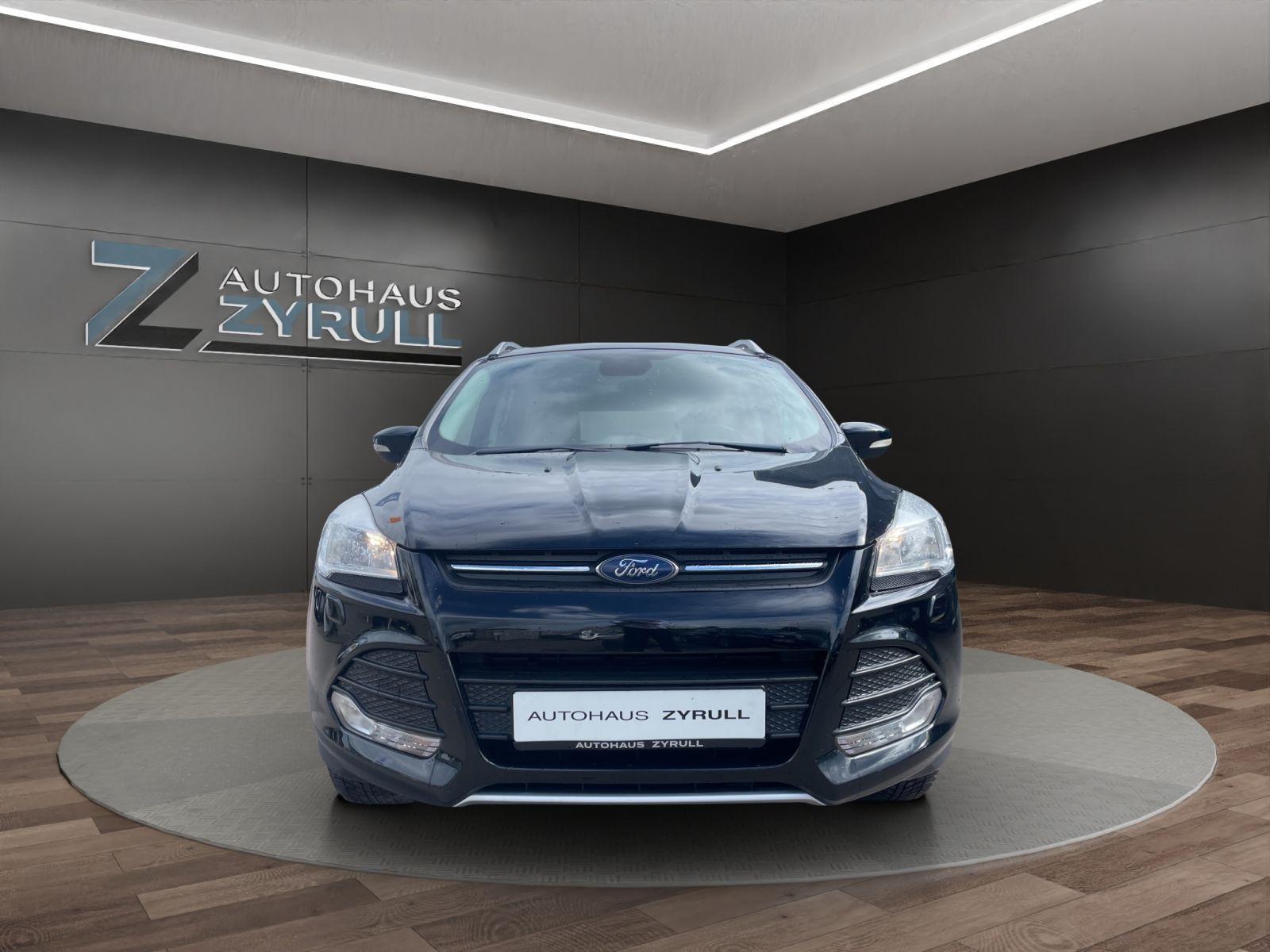 Ford Kuga 1.5 EcoBoost 150 PS SHZ/PDC/BLT