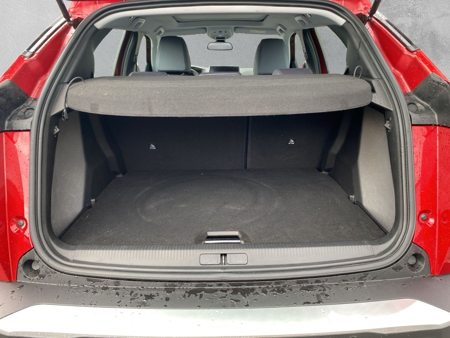 Fahrzeugabbildung Peugeot 2008 Allure 1.2 PureTech 130 EU6d *GT-Line Paket