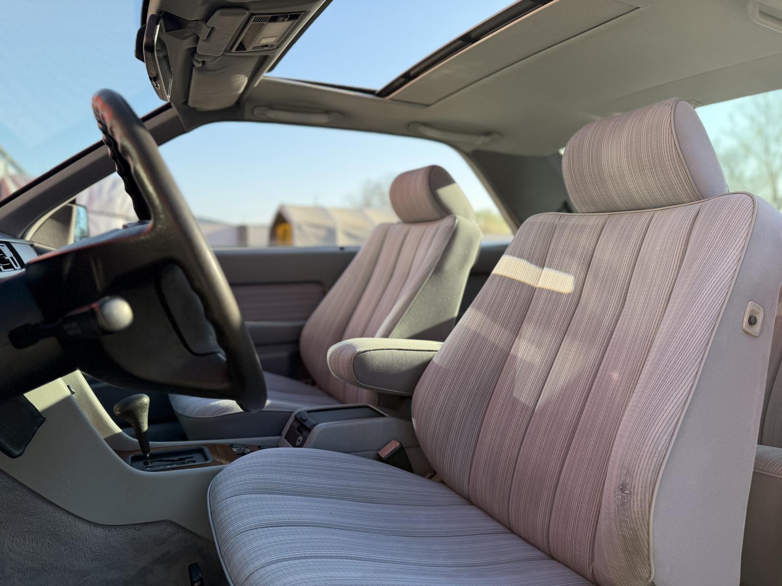 MERCEDES-BENZ CE 230 132 CH BVA - VOLANT CUIR - TOIT OUVRANT - 198450 km