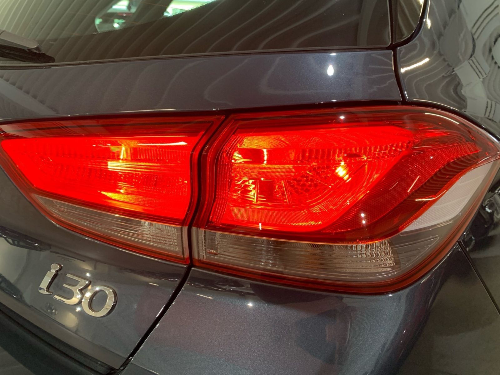 Fahrzeugabbildung Hyundai i30 1.0 T-GDI 7-DCT Select Mild-Hybrid Allwetter