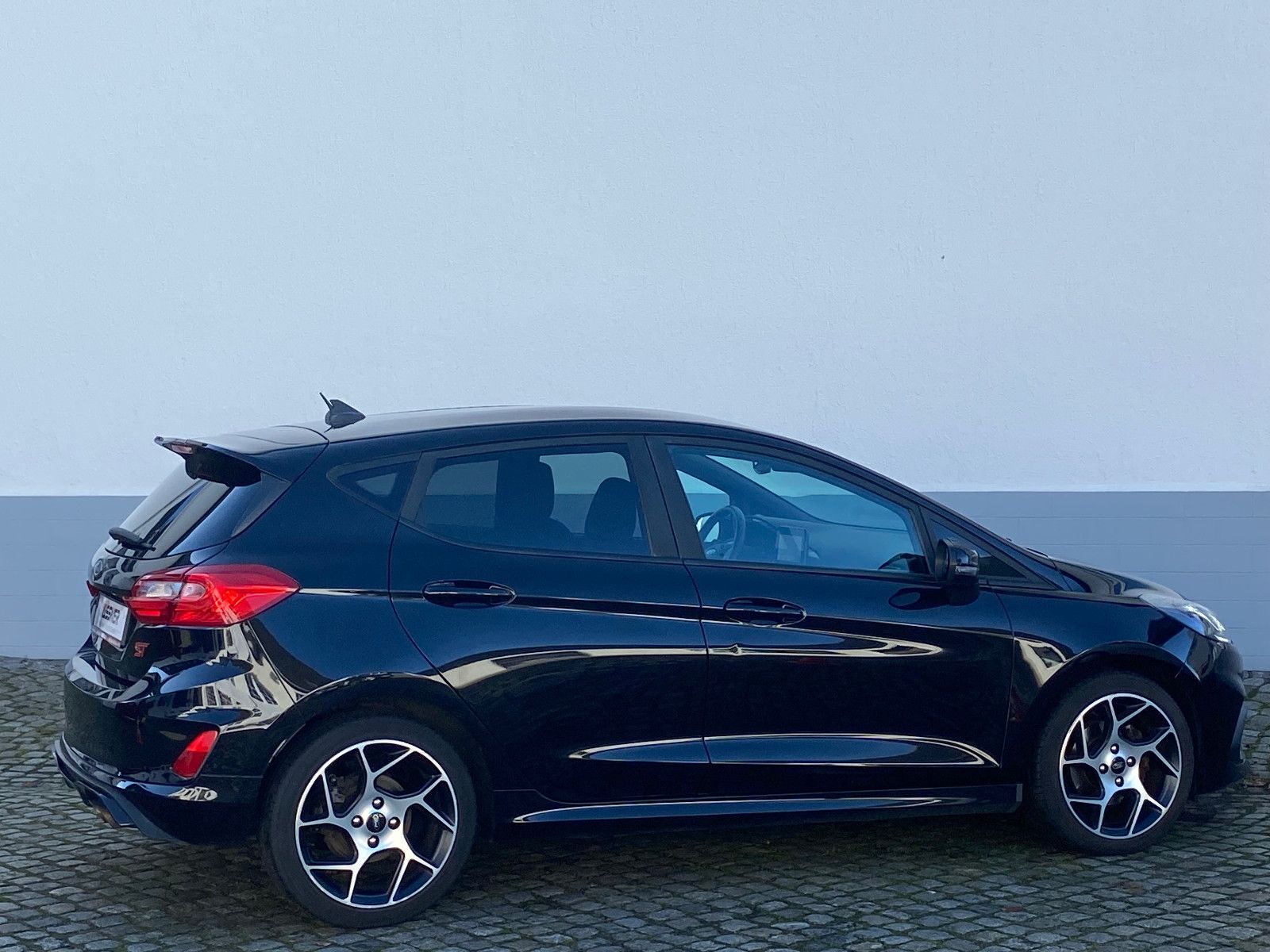 Fahrzeugabbildung Ford Fiesta 1.5 EcoBoost ST *LED*SHZ*Sportfahrwerk