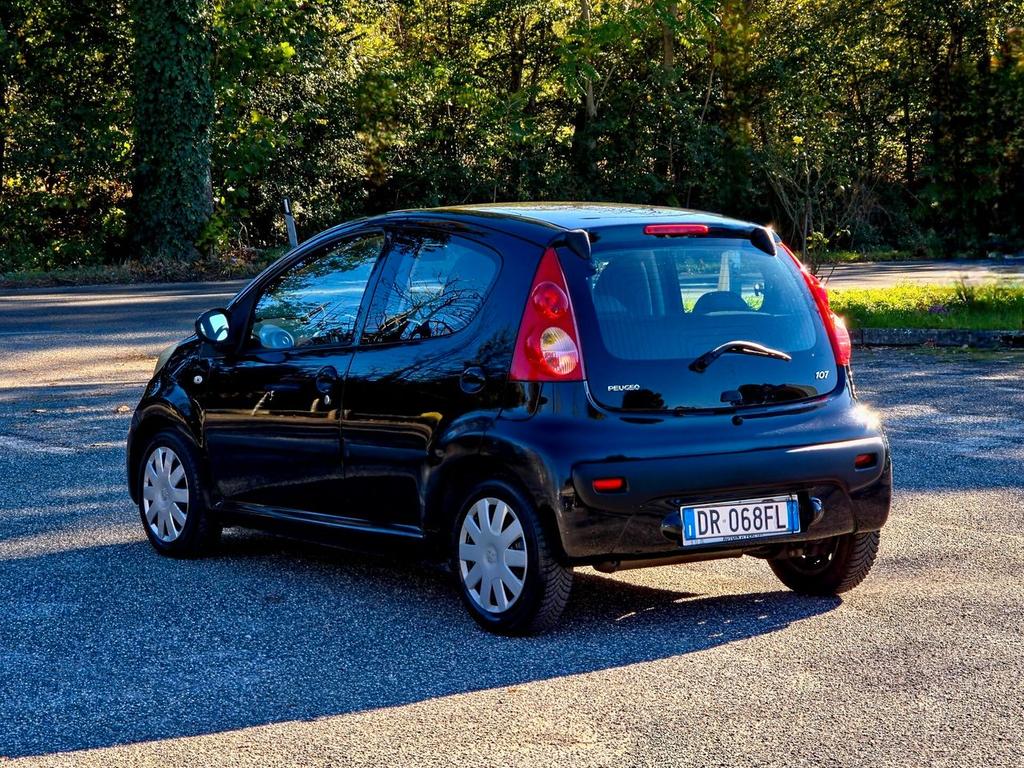Peugeot 107