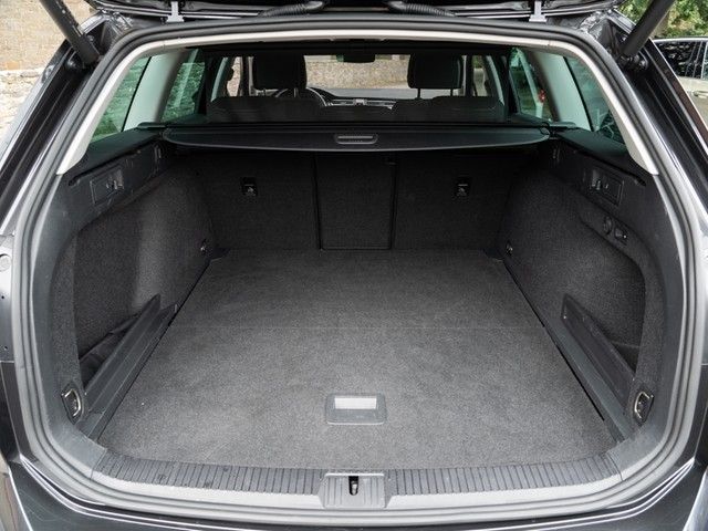 Passat Variant Business TDI DSG AHK ergoSitz