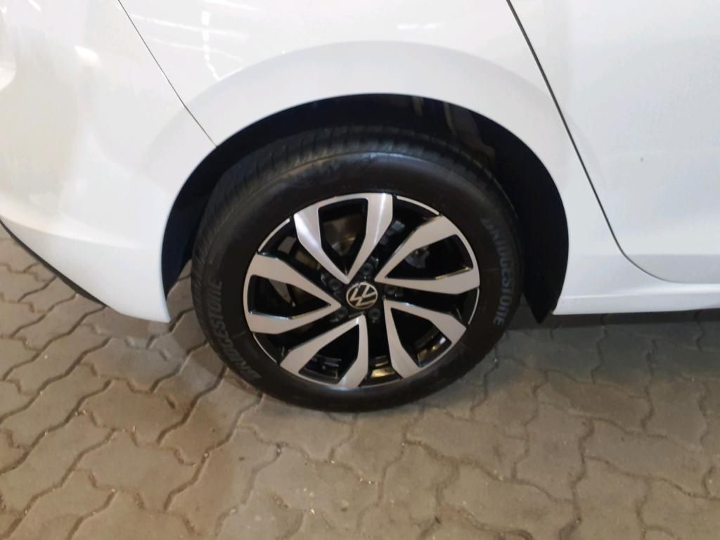 Volkswagen Golf Life ACTIVE 1.0 TSI Klima*Tempo*Nav*PDC*SH