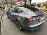 Tesla Model 3 Allradantrieb mit Dualmotor Performa... - Tesla Model 3 in Hamburg