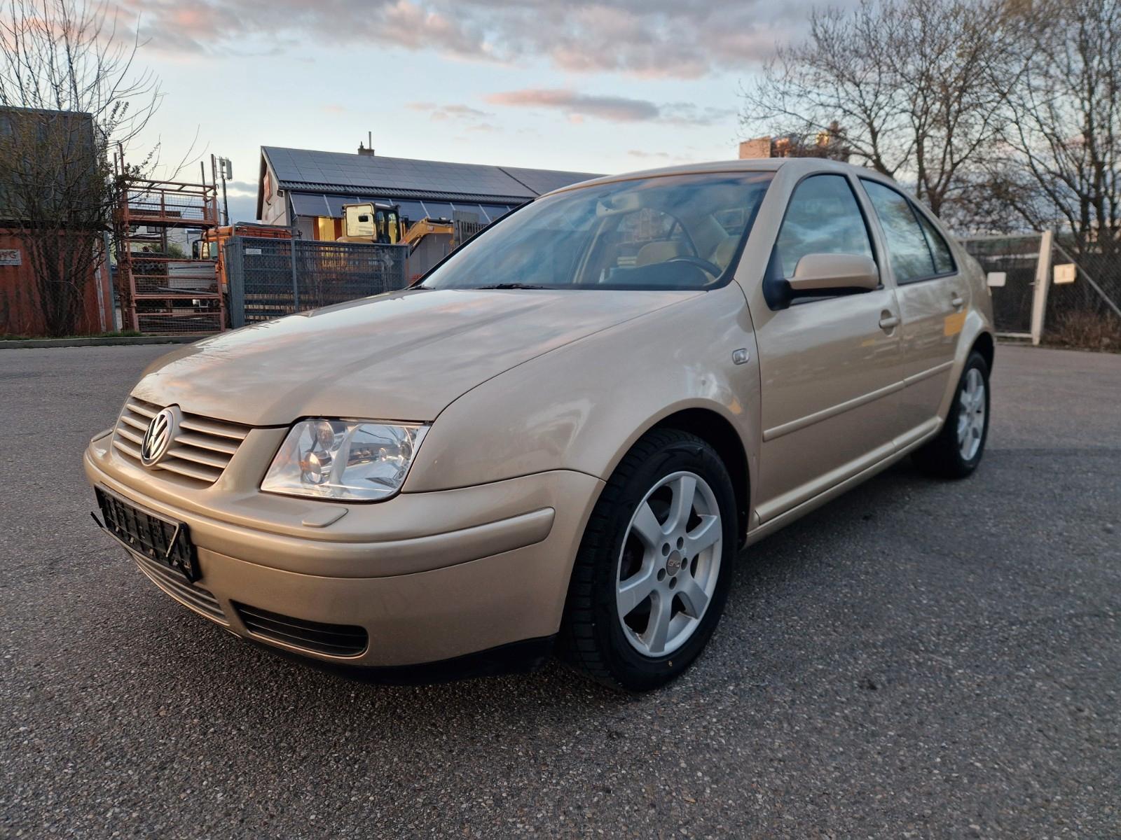 Volkswagen Bora 1.4 Org.128.000 km,2.HAND,Sehr Gepflegt