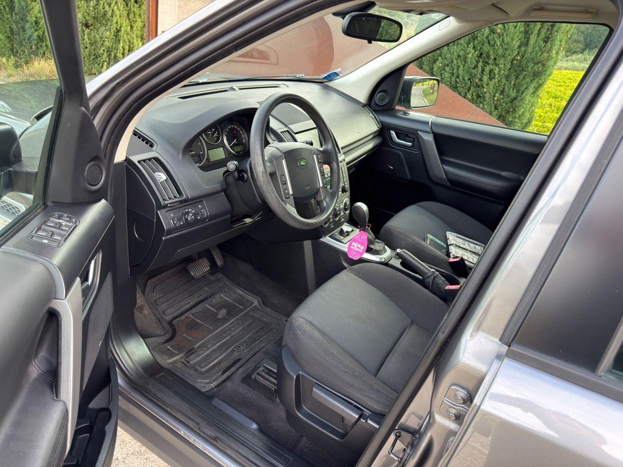Land Rover Freelander 2012 — photo 9