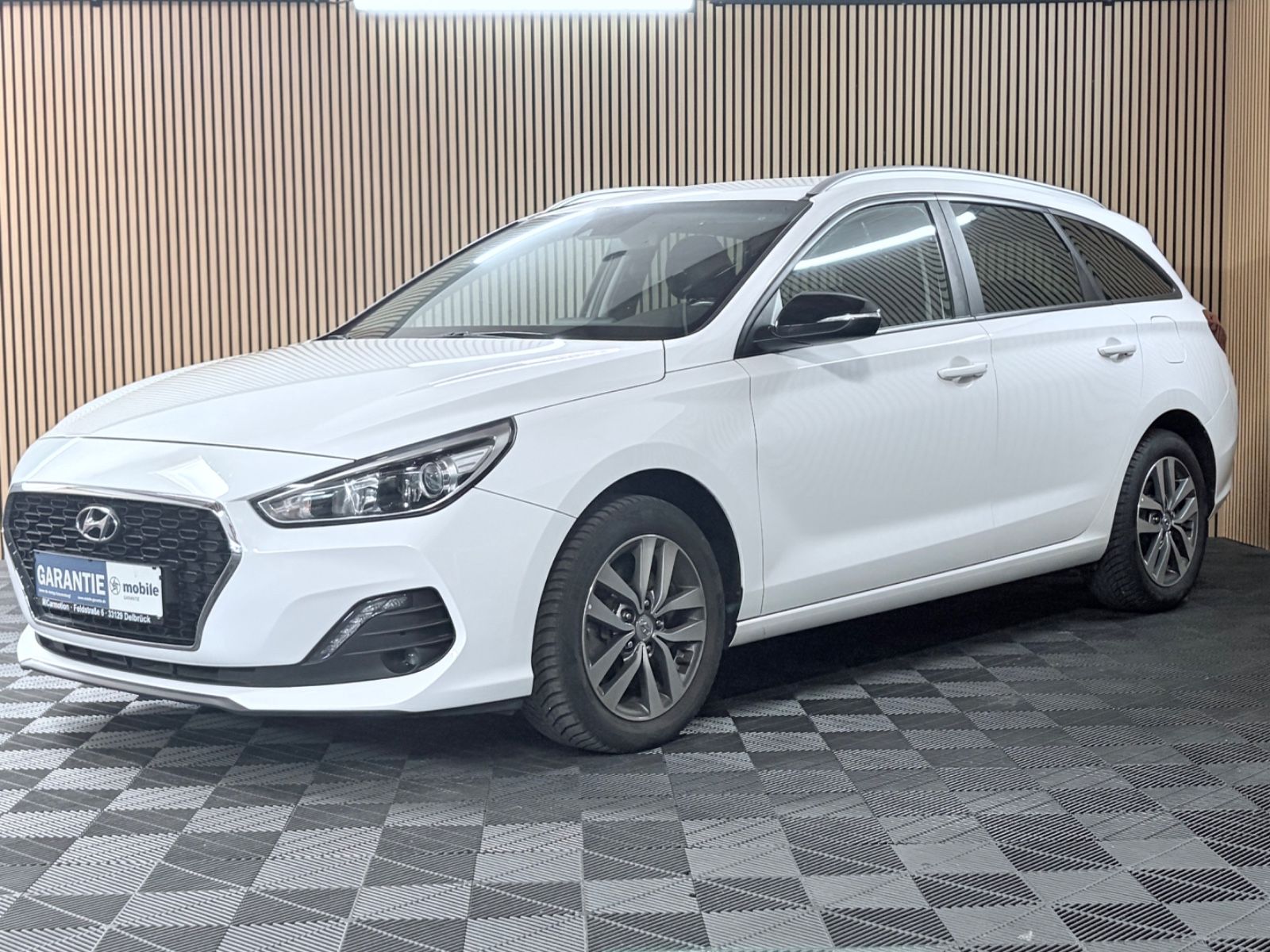 HYUNDAI i30