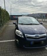Toyota Auris 1,8 Hybrid 2010 - Toyota Auris Gebrauchtwagen in Köln