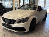 Mercedes-Benz C63 AMG S 1.Hand /Performance /Keramik /Carbon - Mercedes-Benz C 63 AMG mit Benzin-Antrieb: Weiß, Cabrio