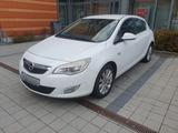 Opel Astra j 1.7 CDTI - Opel Astra mit Diesel-Antrieb: Kleinwagen