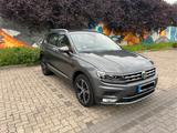 Volkswagen Tiguan 2.0 TDI SCR 140kW DSG 4MOTION Highlin... - Volkswagen Tiguan: TDI 140