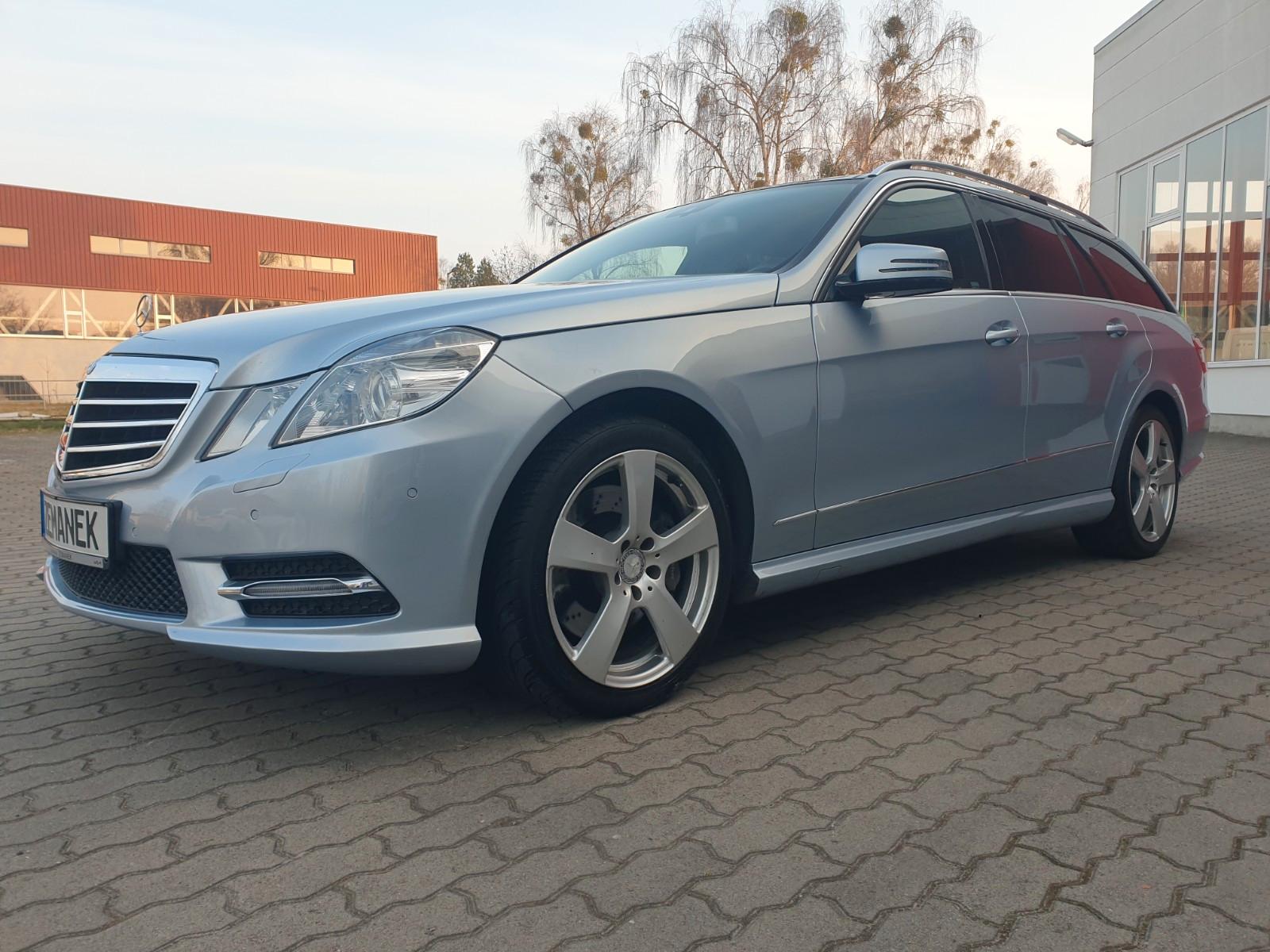 Mercedes-Benz E 350 E -Klasse T E 350 CDI 4Matic Airmatic Pano