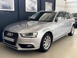 Audi A4 Avant 2.0 TDI Automatik Xenon Navi AHK S-Heft - Audi A4: Silber, Kombi