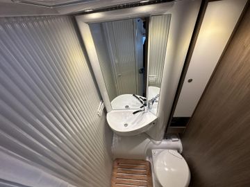 Carado pro+ V 337 Pro+DigitalSafetyACCSolar2.Batte