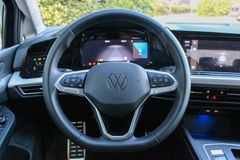 VW Golf VIII Move / ACC / IQ.DRIVE / CARPLAY