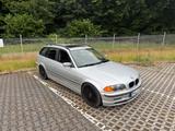 BMW E46 328i Touring - BMW 328: 328i E46