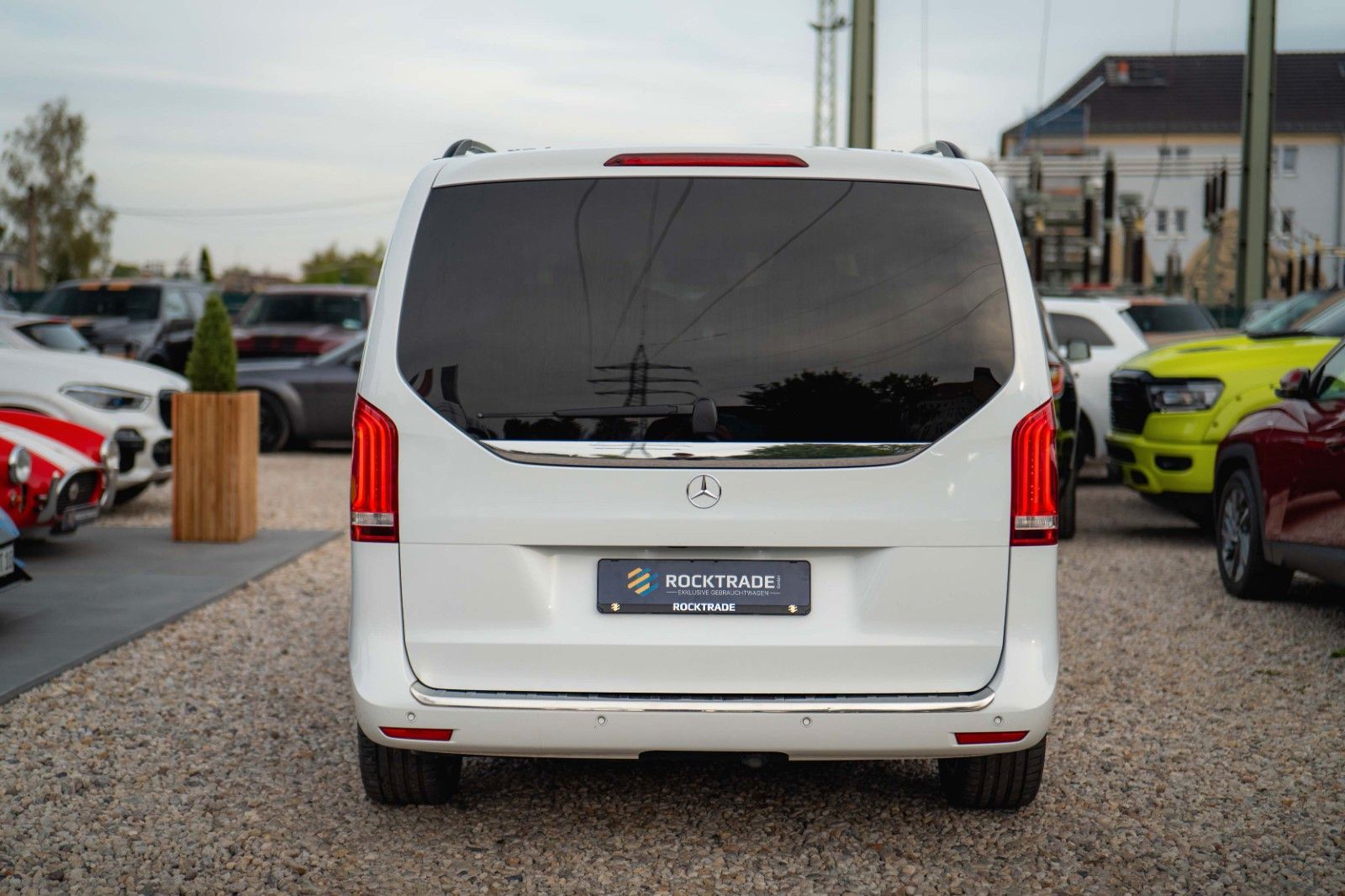 Fahrzeugabbildung Mercedes-Benz V 250 CDI AVANTGARDE EDITION 4MATIC | LED | 19%