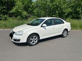 Volkswagen VW Jetta / TÜV 11/2026 - Volkswagen Jetta aus 2009
