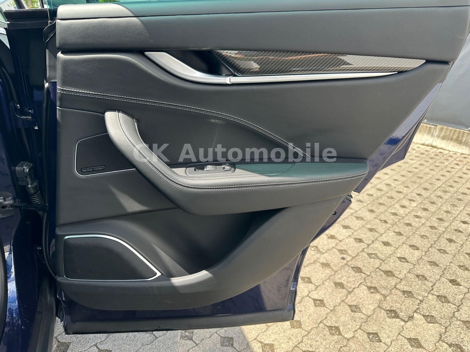 Fahrzeugabbildung Maserati Levante GranLusso S Q4/Navi/Pano/LED/360°Kam.