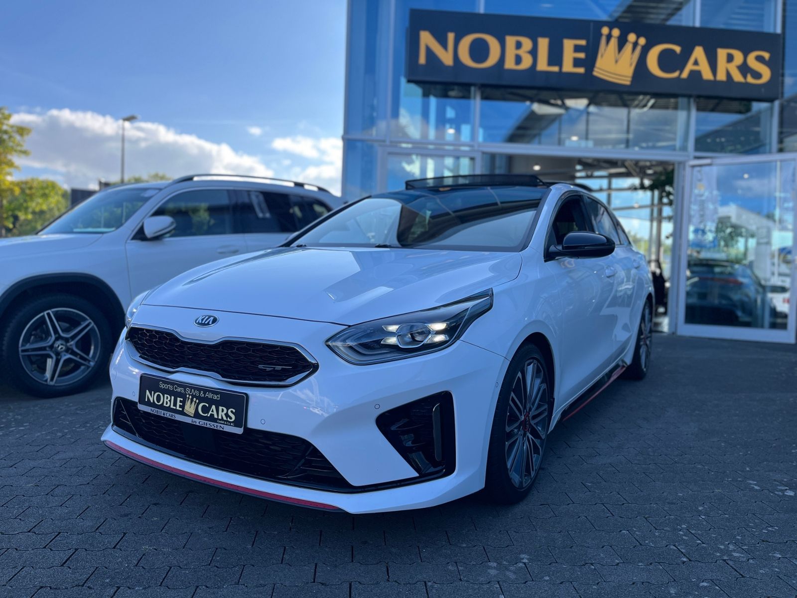 Fahrzeugabbildung Kia ProCeed GT AHK PANO KLIMA LED NAVI ALU