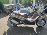 Piaggio Beverly 125 i.e - PIAGGIO 1