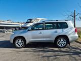 Toyota Land Cruiser 4,5-l-V8-D-4D Automatik - - Toyota Land Cruiser mit Diesel-Antrieb: 4.5