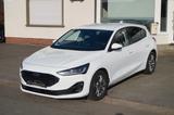 Ford Focus Lim. Titanium*LED*Klimaaut.*SHZ*RFK*Navi - Ford Focus Titanium mit Hybrid-Antrieb (Benzin/Elektro)