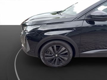 Peugeot 5008 1.2 PureTech 130 GT 360+Kam.+KeyLess+LED+AH